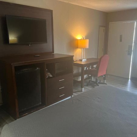 Econo Lodge Флоренс Экстерьер фото