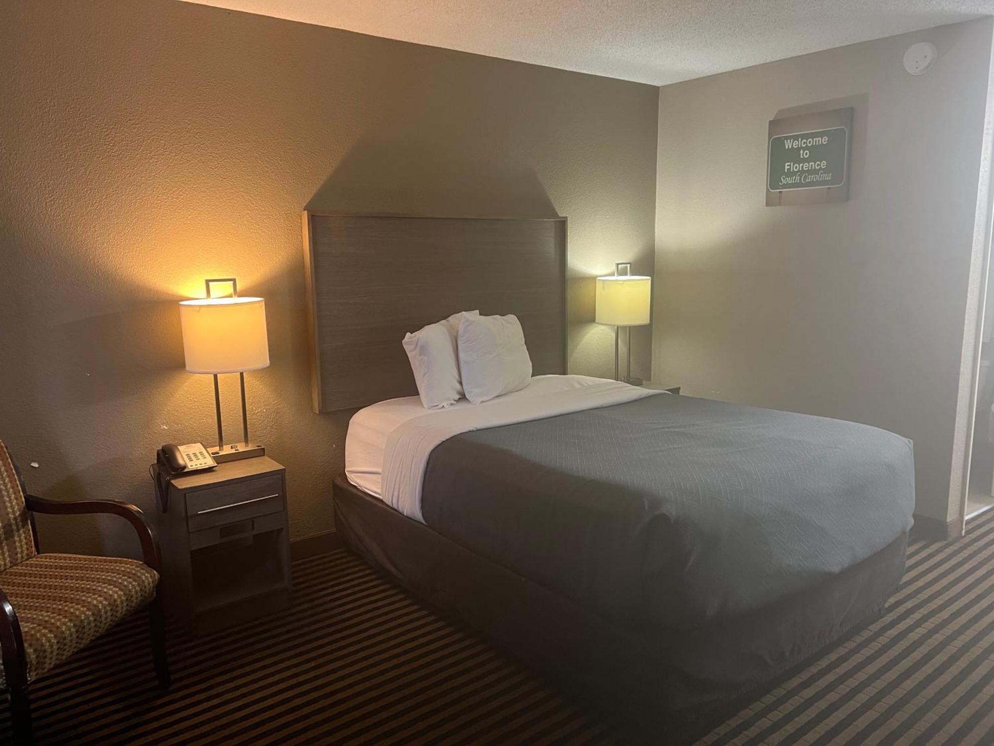 Econo Lodge Флоренс Экстерьер фото