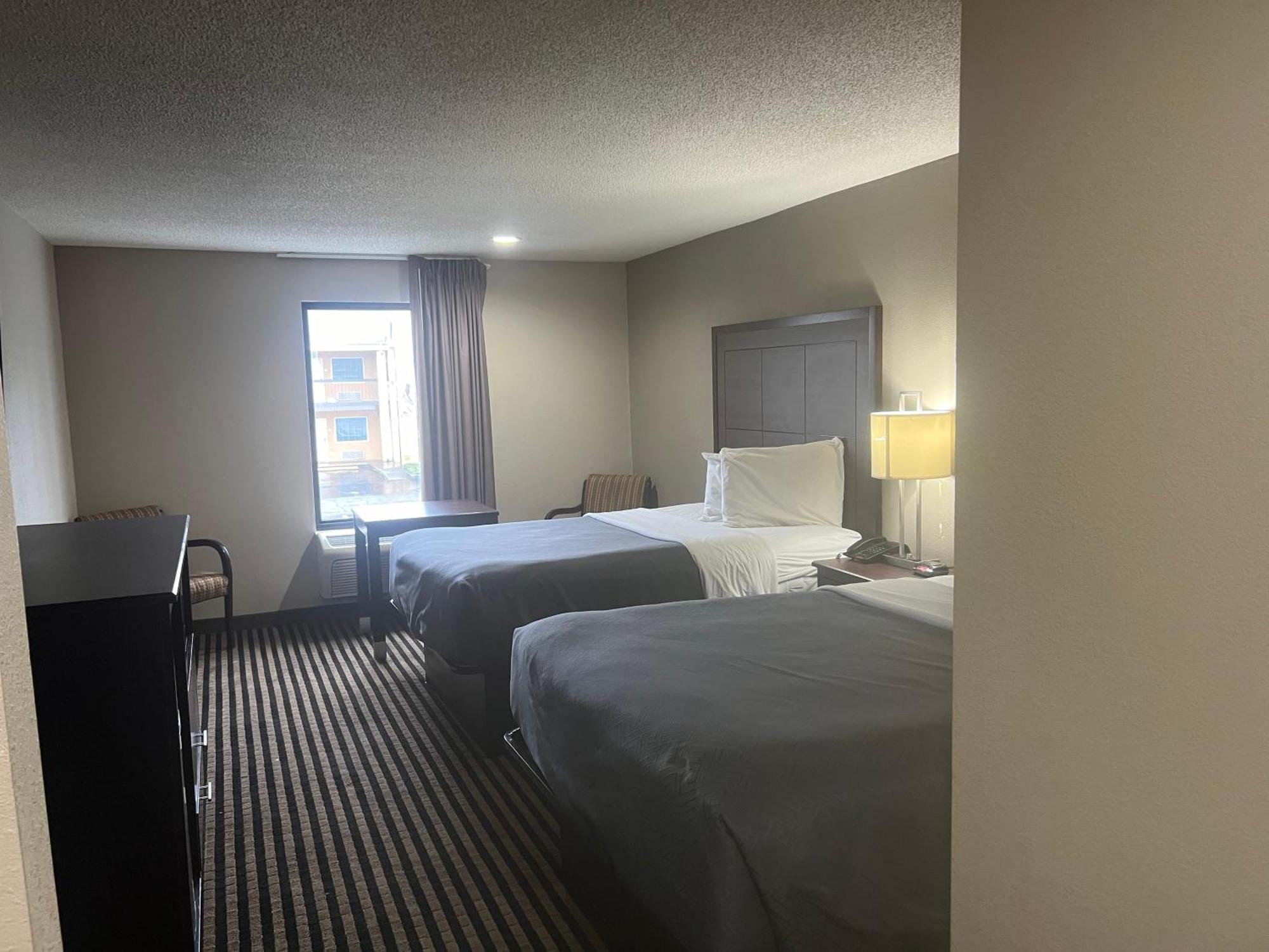 Econo Lodge Флоренс Экстерьер фото